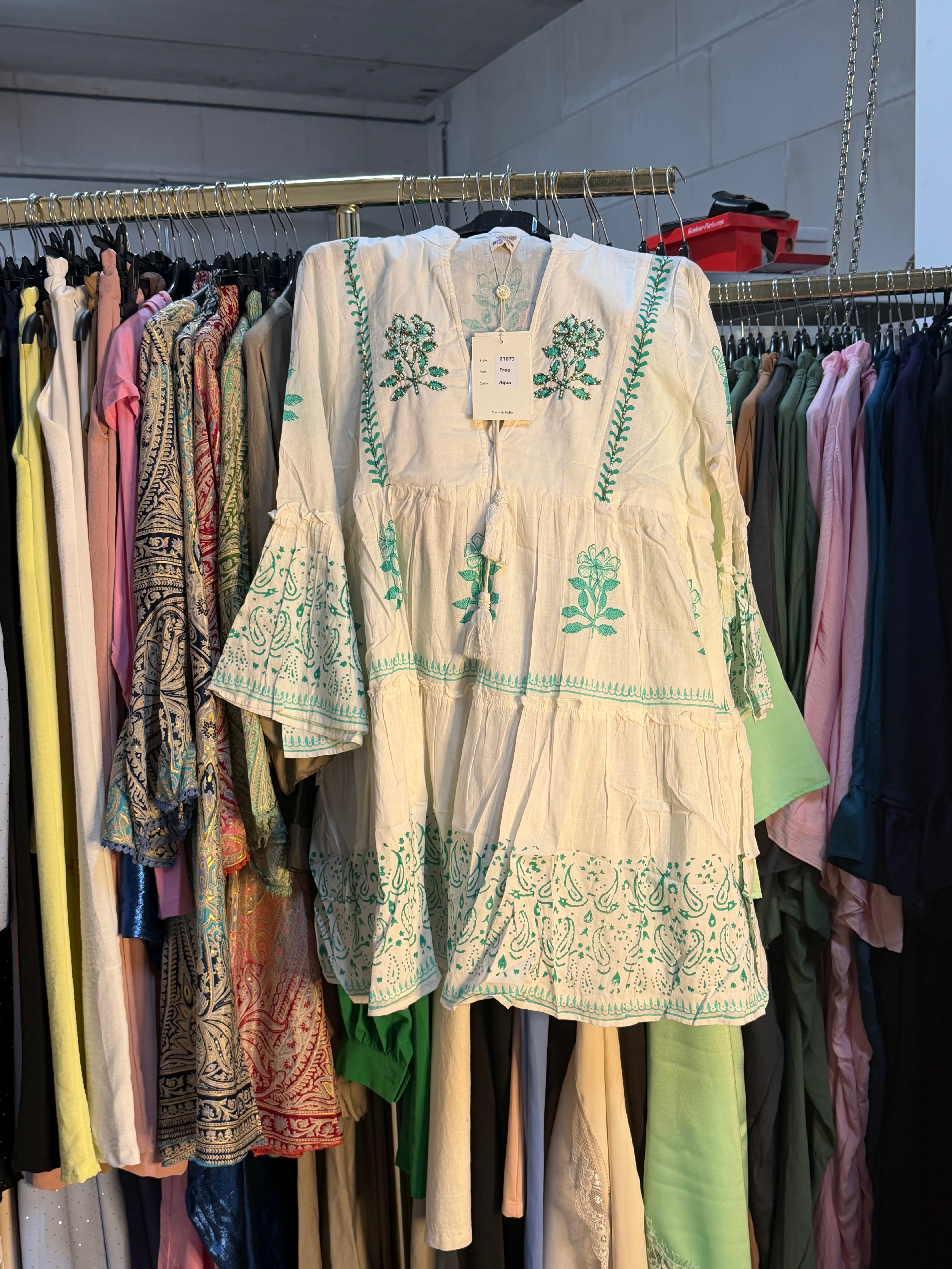 IHP_ donker bruine Lace kimono en blouse met kraaltjes groen en zwarte jurk katoen met riem