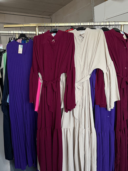 Livinthelifex beige en burgundy ruffles jurken met band