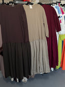 Savoran bruin taupe en burgundy Lella jurken. Lange mouwen
