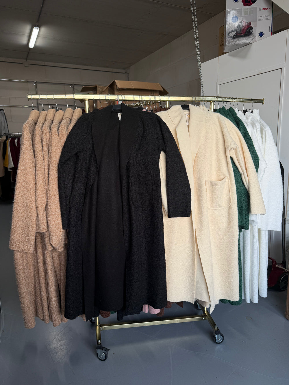 Saida zwart en Camel teddy jassen