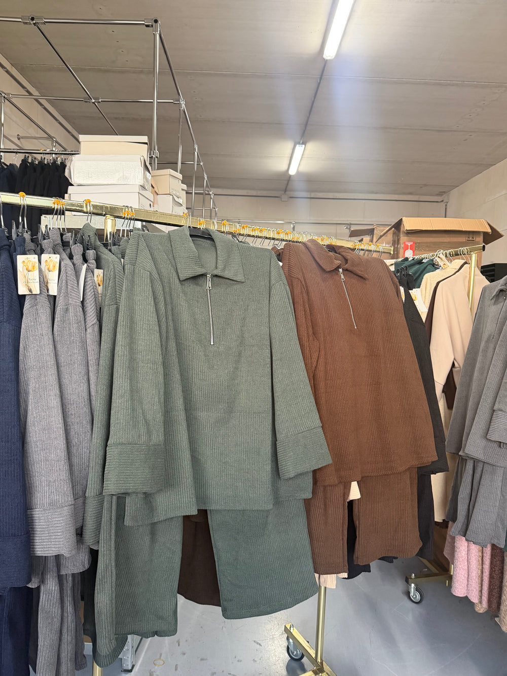 JEO bruin en leger groen comfy setjes