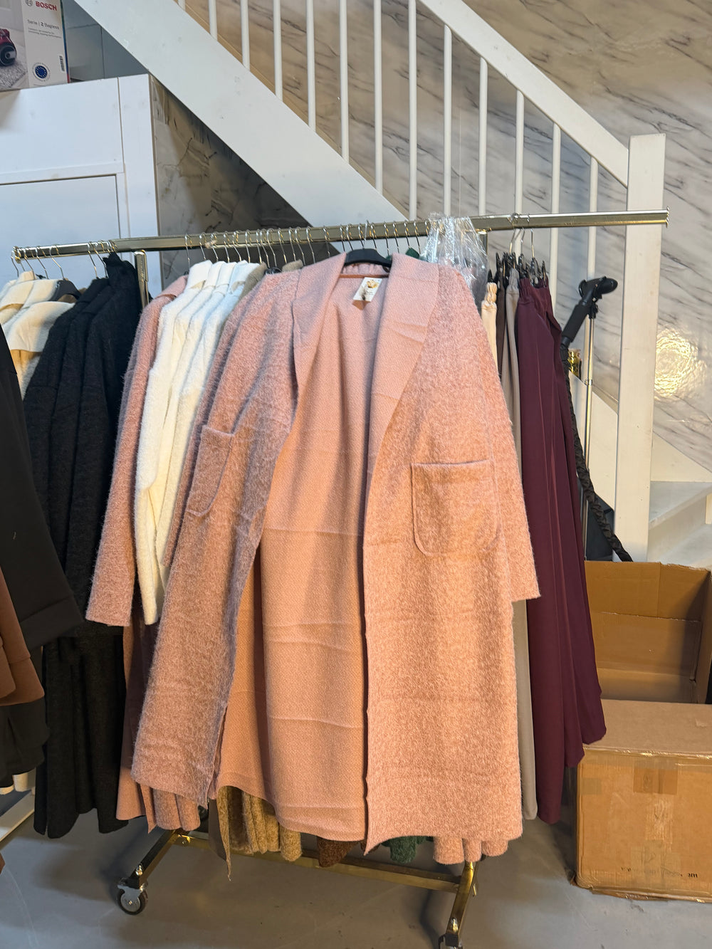 Queen roze manteljas teddy en beige en navy comfy setjes