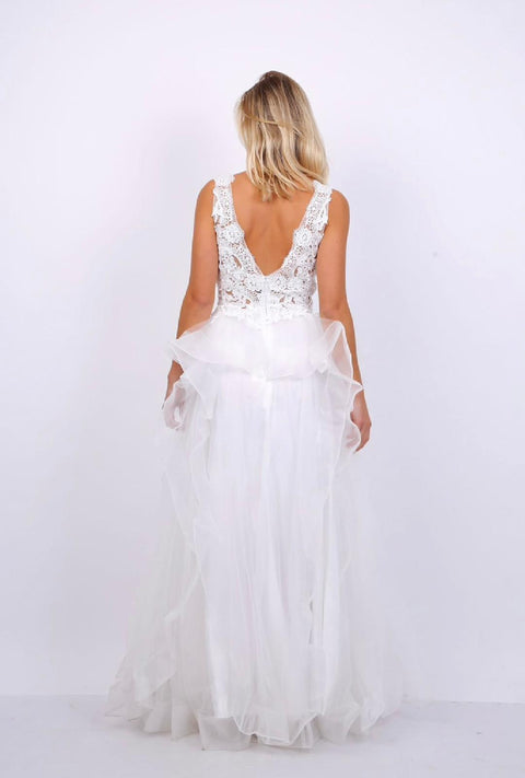 حالمة بيضاء