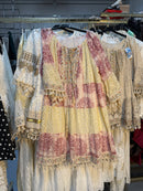 Esra roze boho dress en paard goud beige boho dress