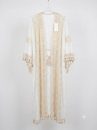 Lange kimono met gouden details en wijde mouwen