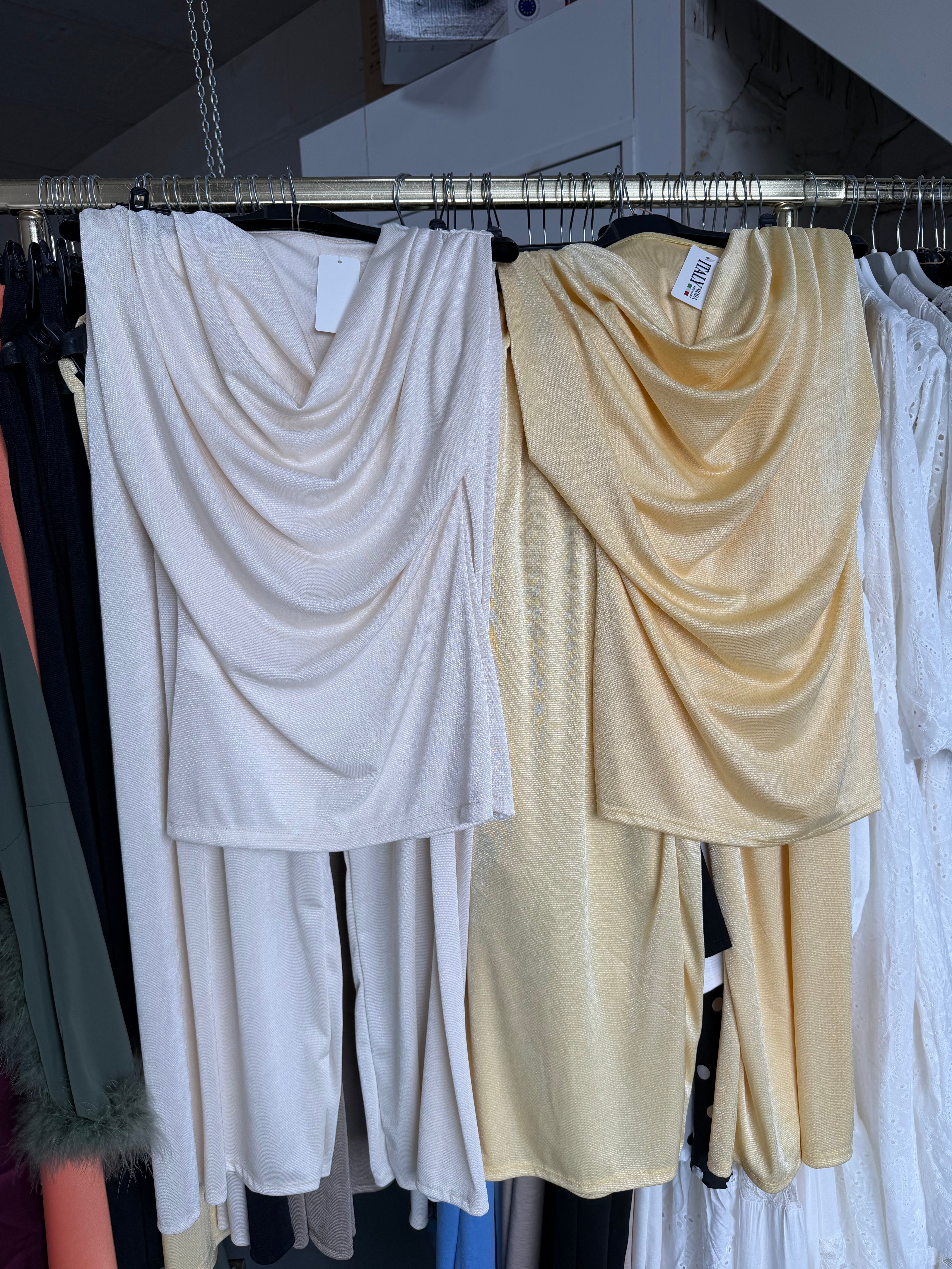Klervi crème en butter yellow two pieces setjes
