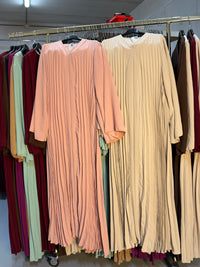 Desiree roze en beige flora jurken