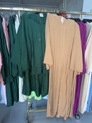 Sahra licht bruin flora jirk en donker groen rok set en zwarte rok met stippels en zwart en wit Zaria rok setjes