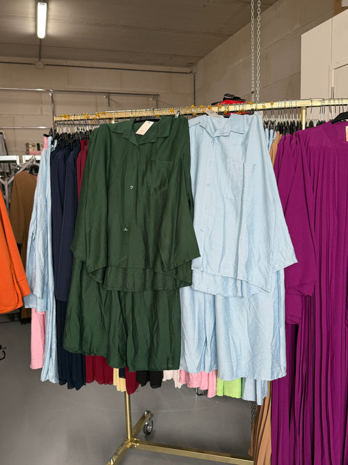 Aminagucci donker groen en licht blauwe rok setjes van viscose