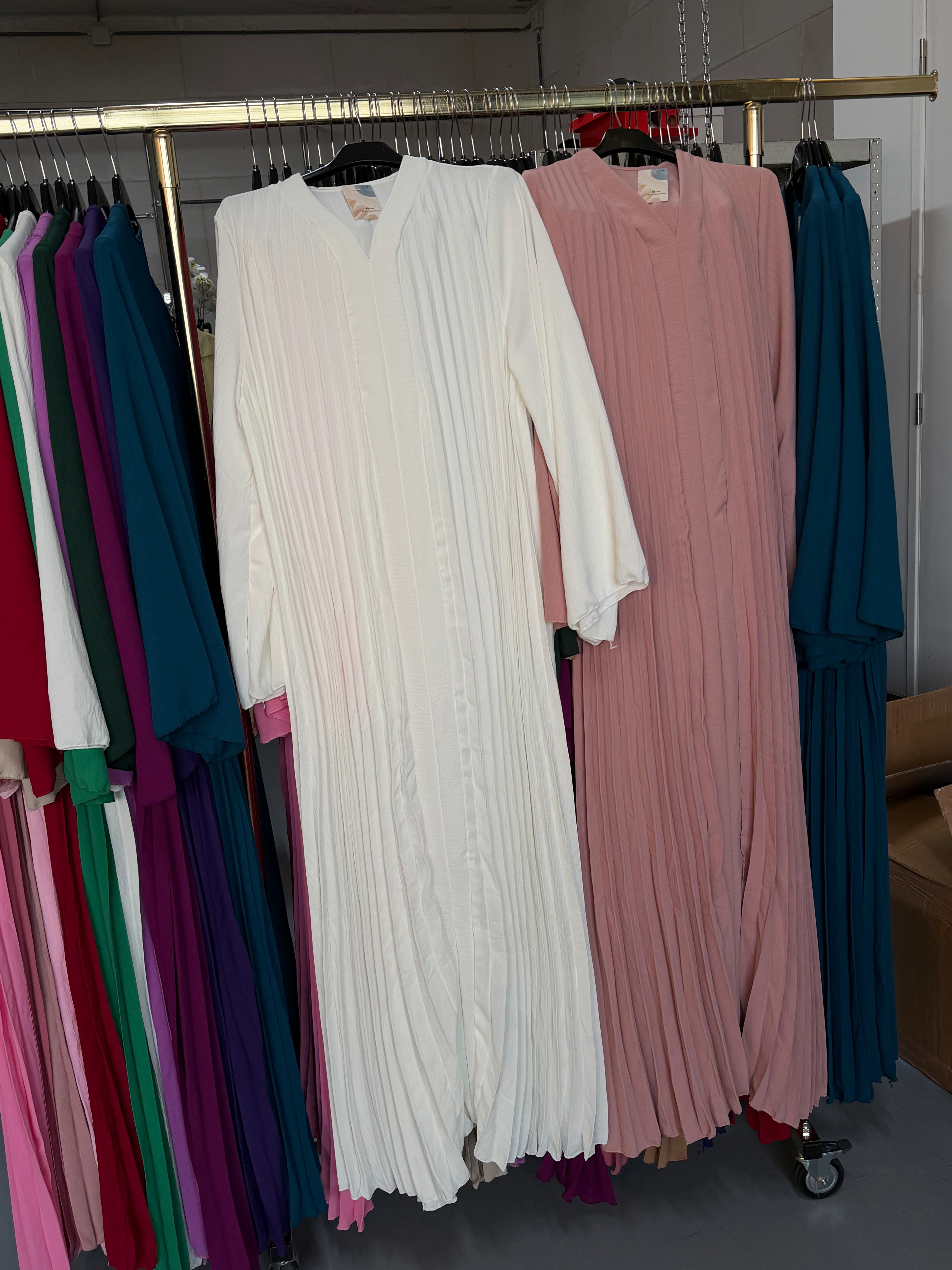Shima028 wit en nude roze flora jurke.