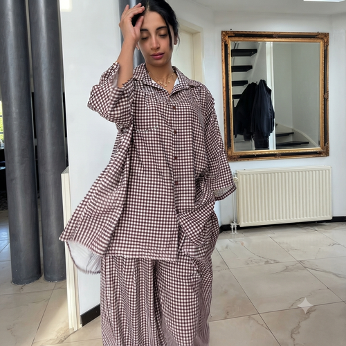 Geruiten oversized blouse met wijde broek van katoen - coffee brown