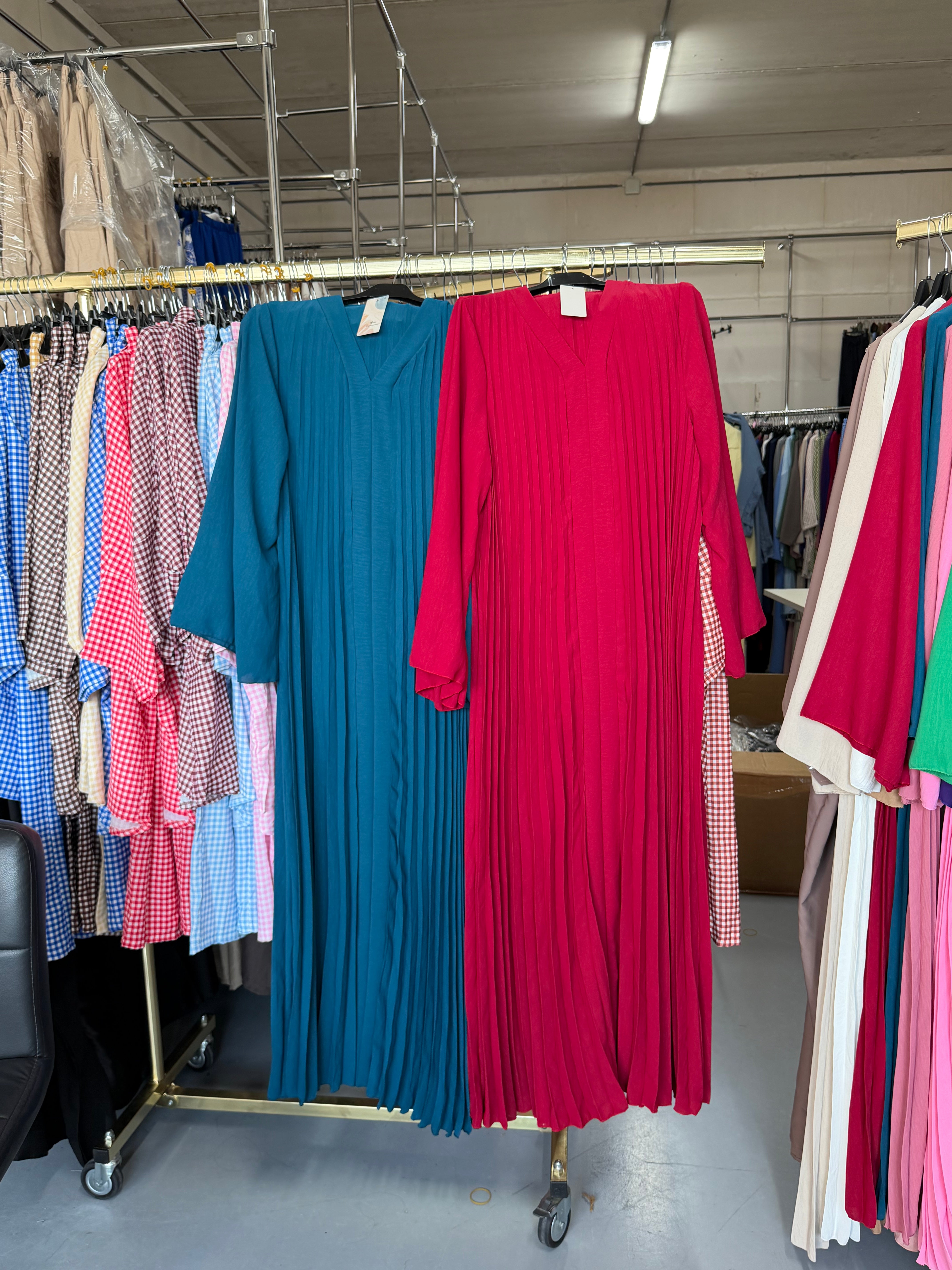 Meena1607  rood en petrol blauw flora jurken