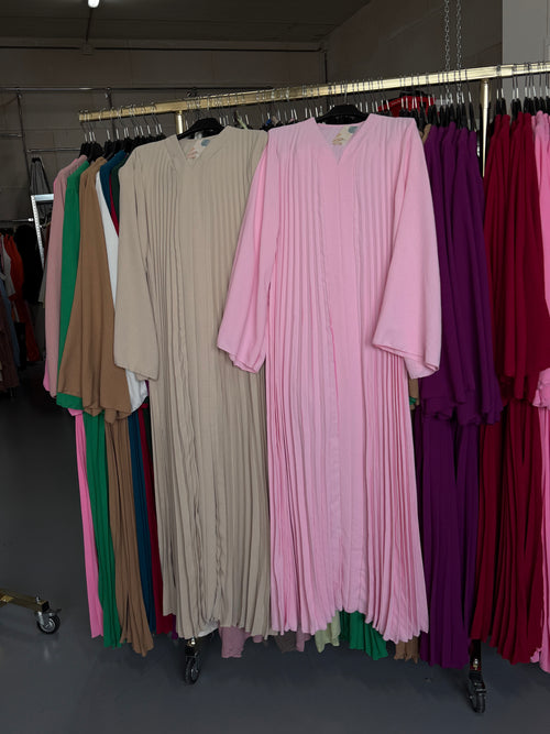 Amanaah gifts licht roze en beige flora jurken