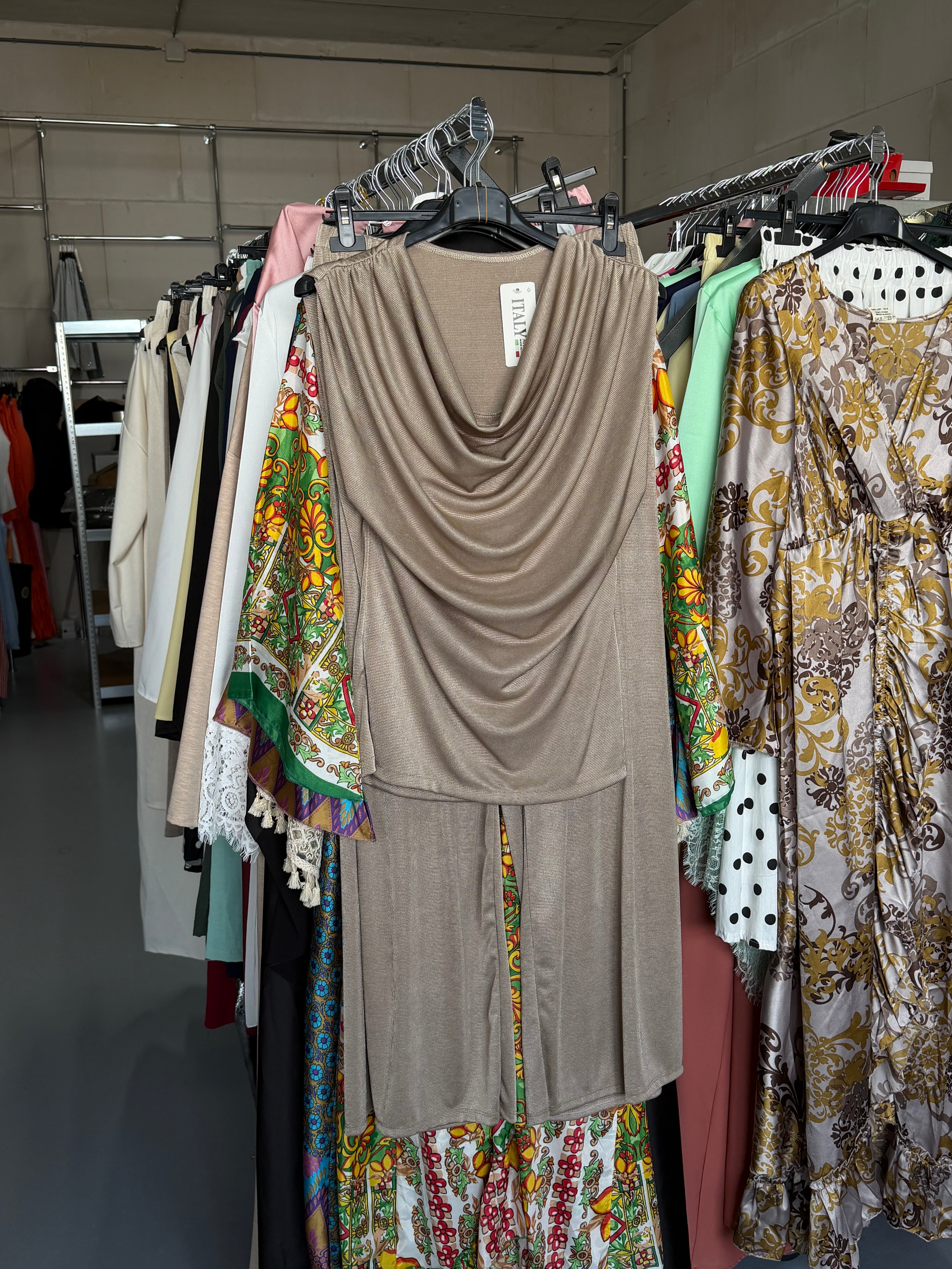 Elamia88 taupe broek set