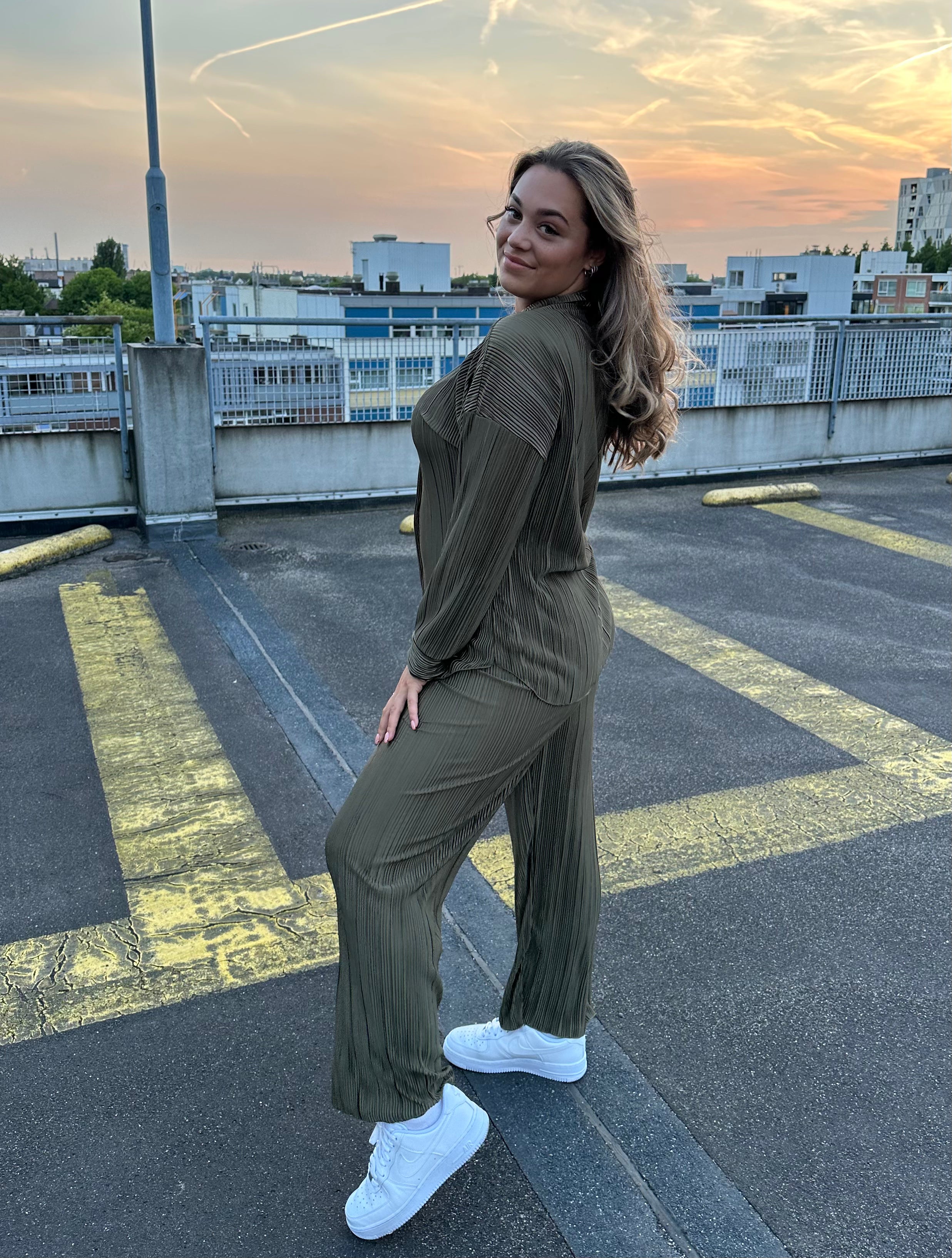 AMBER PLISSE TWINSET