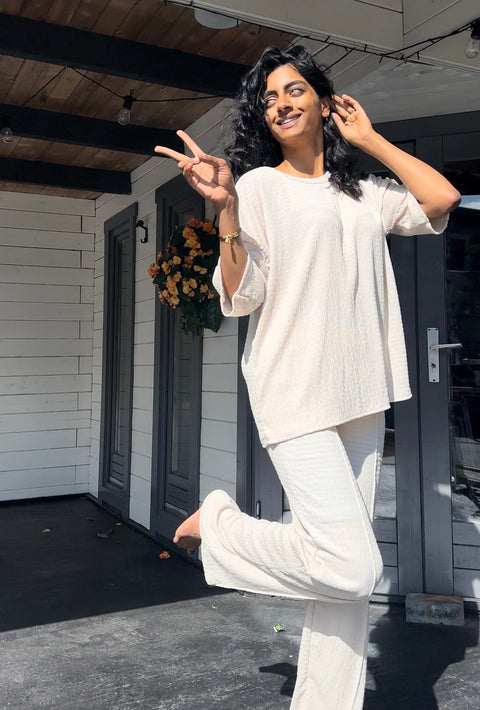 CRÊPE KORTE MOUWEN TWEEDELIG SET BEIGE