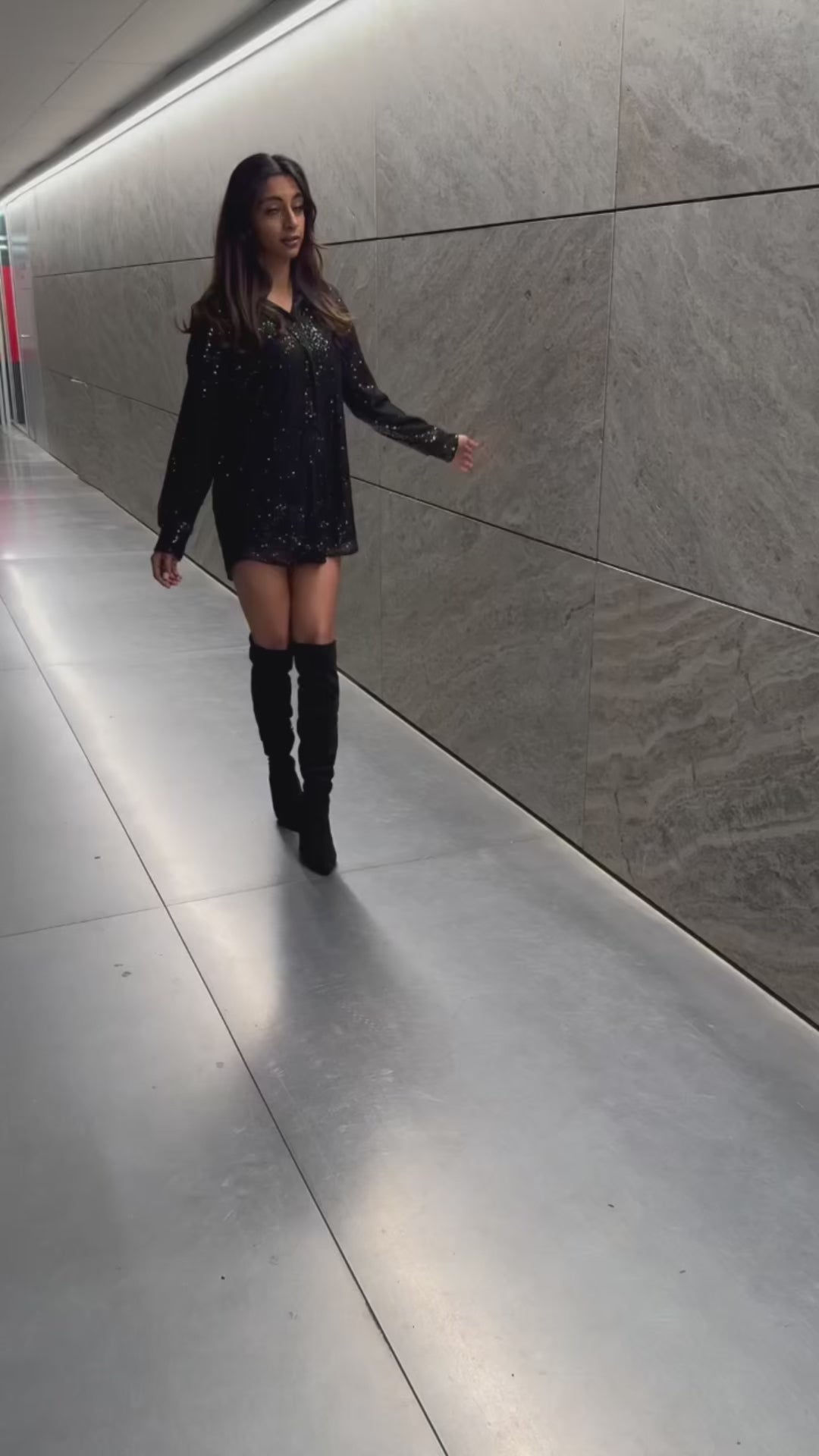 ZWART ARIANA LAARZEN