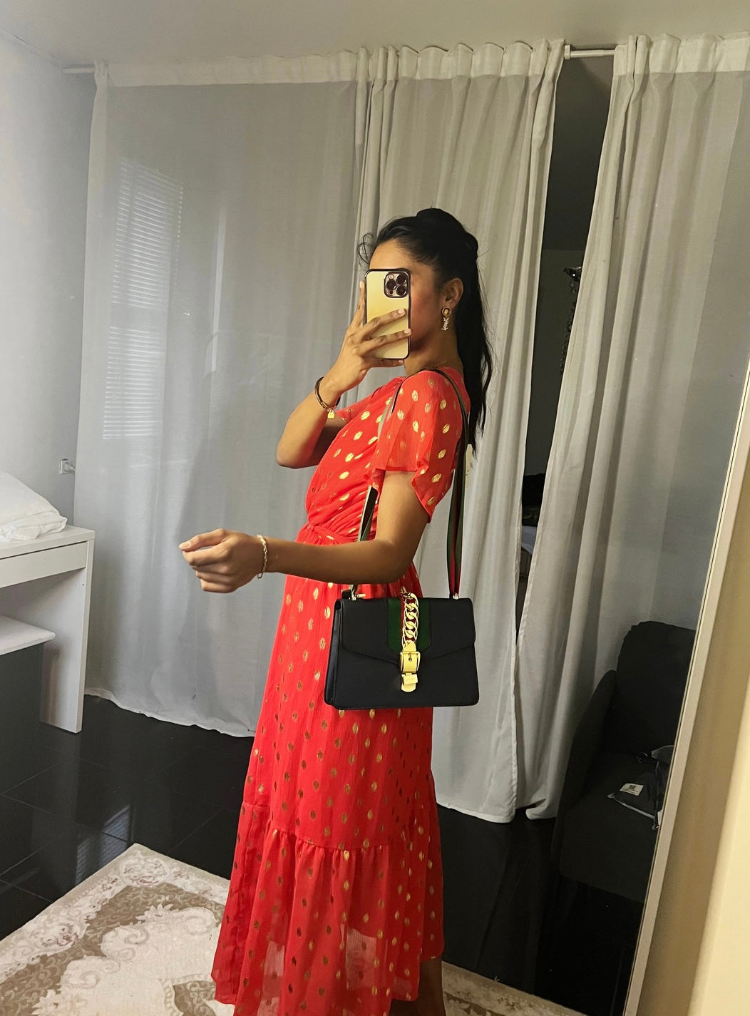 LACHSROT MAXIKLEID